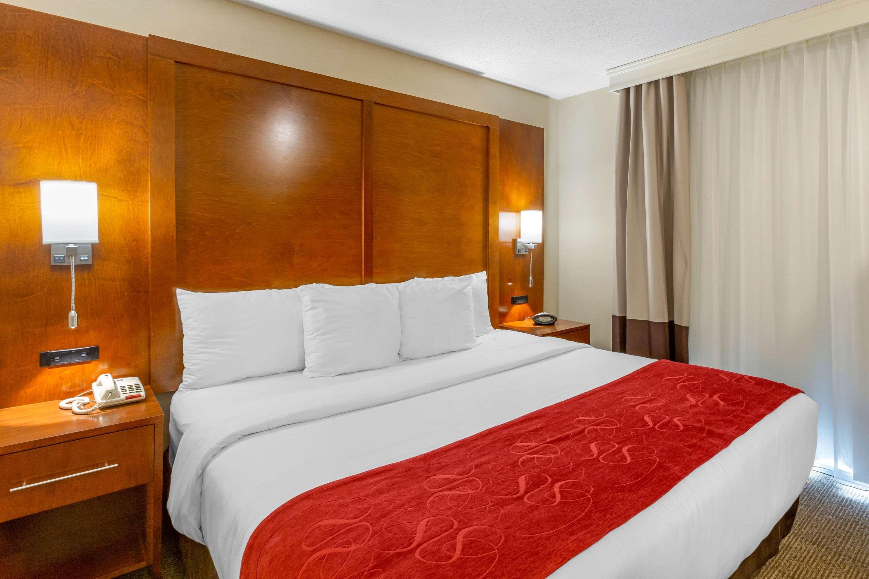 Comfort Near Oakbrook Center 3*